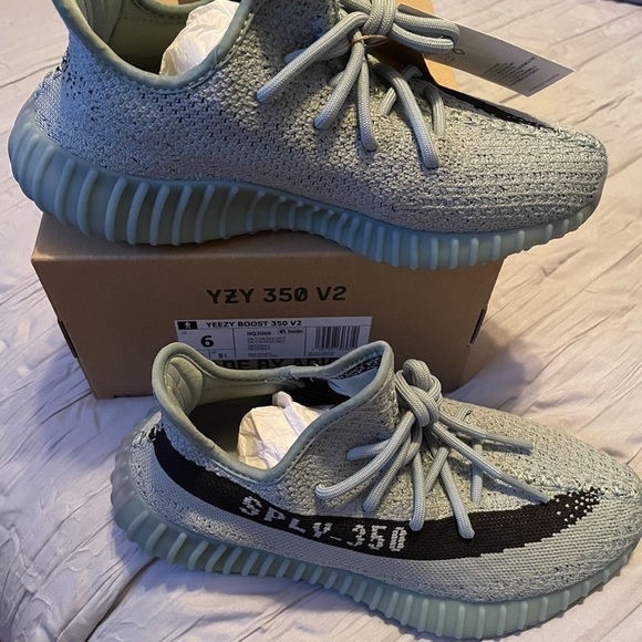 YEEZY BOOST 350 V2 “Salt